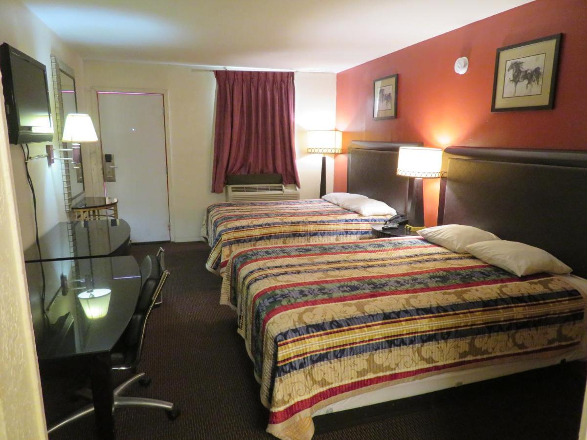 Travel Inn Бомонт Экстерьер фото